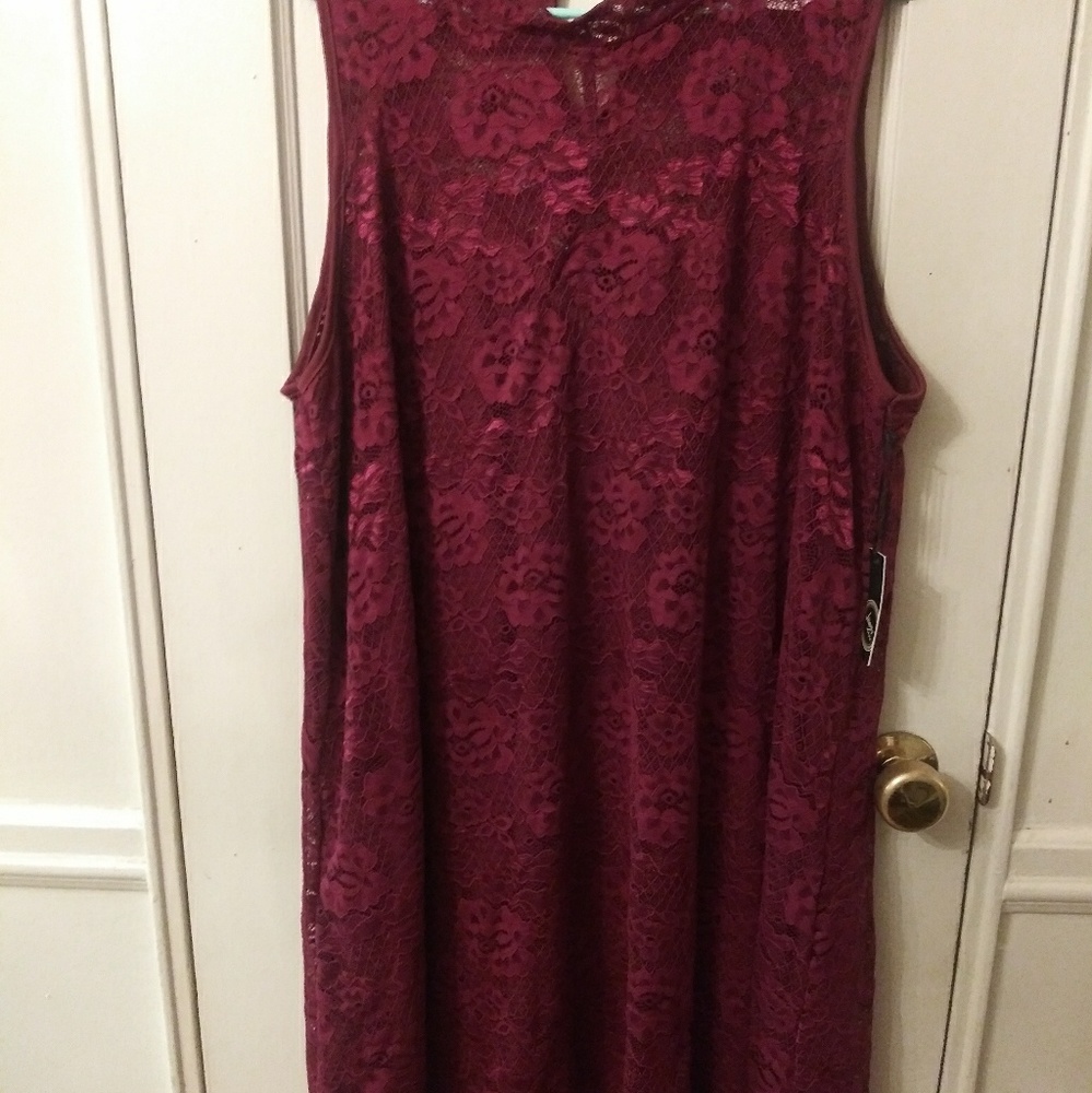 burgundy lace dress